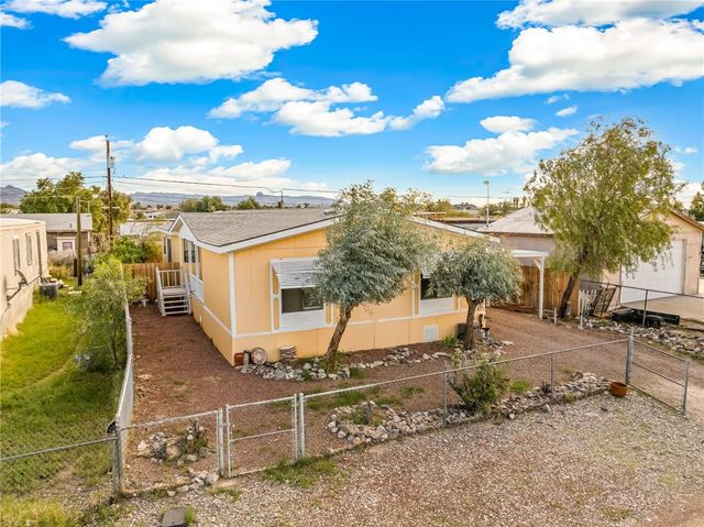 4530 S Calle Amigo, Fort Mohave, AZ 86426