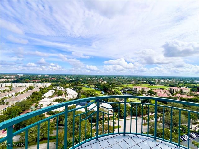 7515 Pelican Bay BLVD 22C, Naples, FL 34108