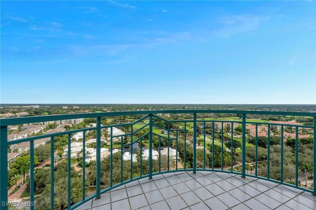 7515 Pelican Bay BLVD 22C, Naples, FL 34108
