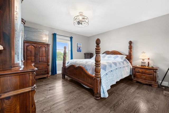 1385 Valley Home Rd, Dandridge, TN 37725