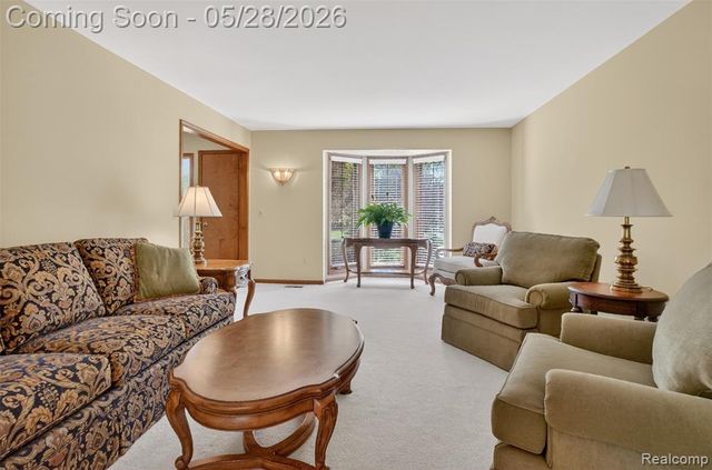 4409 Deacon Court, Troy, MI 48098
