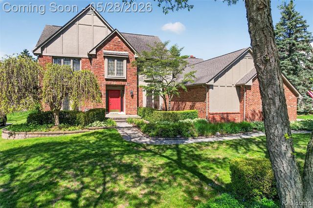 4409 Deacon Court, Troy, MI 48098