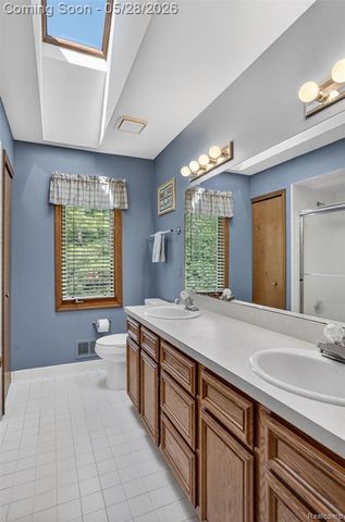 4409 Deacon Court, Troy, MI 48098