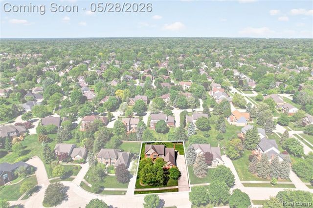 4409 Deacon Court, Troy, MI 48098