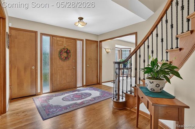 4409 Deacon Court, Troy, MI 48098