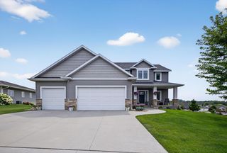 1882 Kerry Drive NE, Rochester, MN 55906