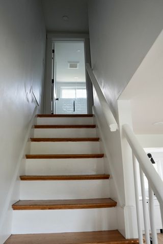 86 Abigail Adams Cir, Weymouth, MA 02191