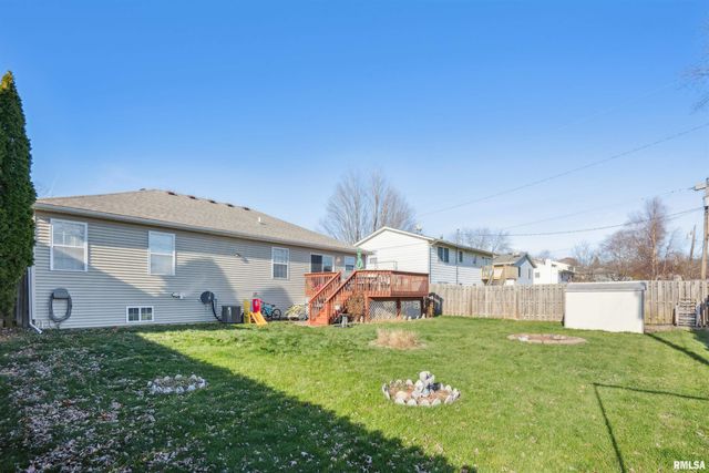 3524 34TH Street, Moline, IL 61265