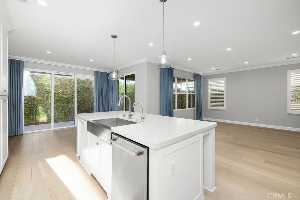 120 Baja, Irvine, CA 92620 — photo 5