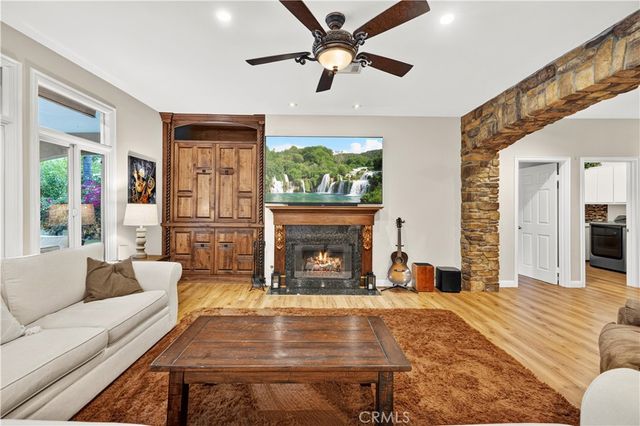 24611 Brittany Lane, Newhall, CA 91321