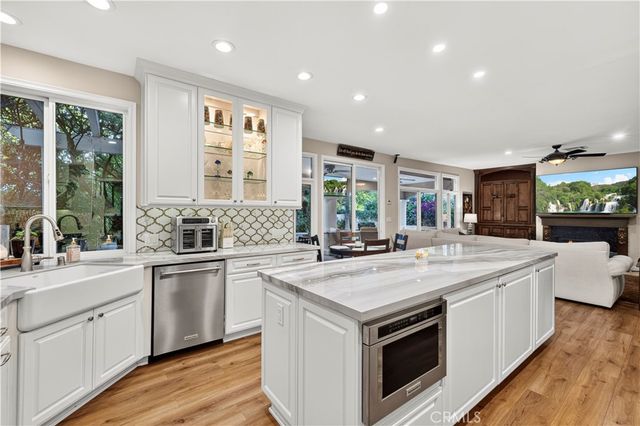 24611 Brittany Lane, Newhall, CA 91321