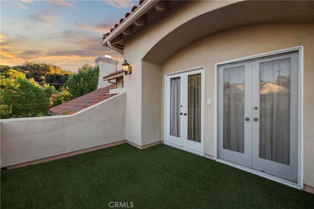 24611 Brittany Lane, Newhall, CA 91321