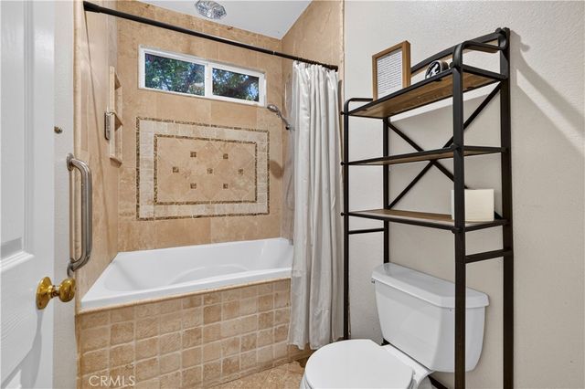 24611 Brittany Lane, Newhall, CA 91321
