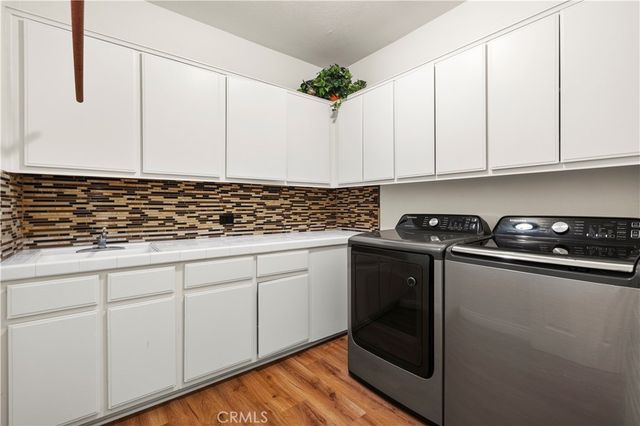 24611 Brittany Lane, Newhall, CA 91321