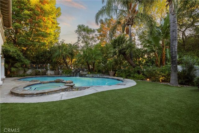 24611 Brittany Lane, Newhall, CA 91321