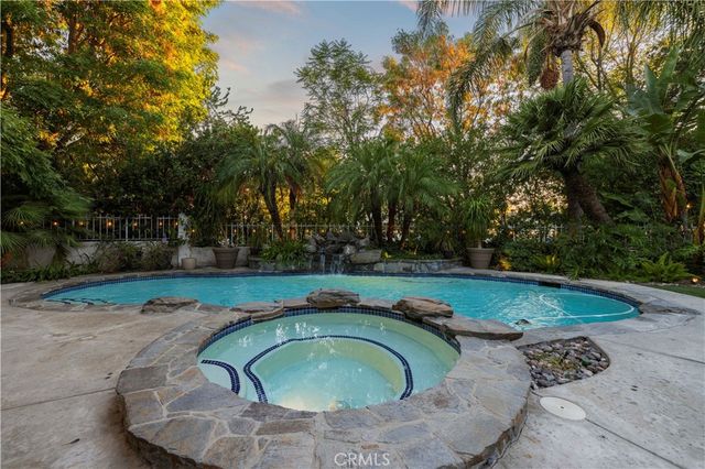 24611 Brittany Lane, Newhall, CA 91321