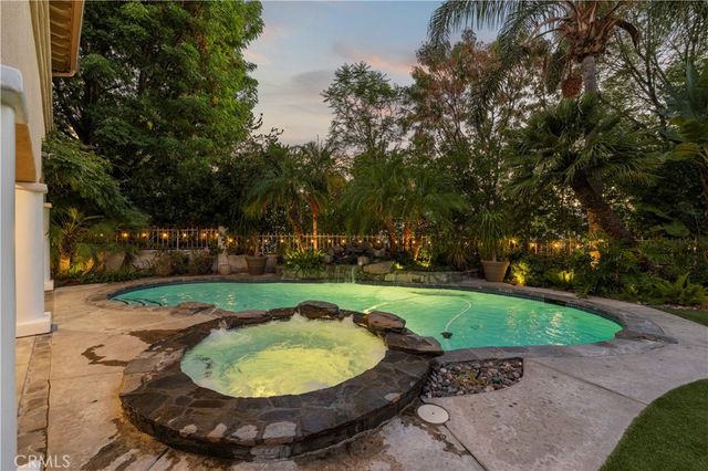24611 Brittany Lane, Newhall, CA 91321