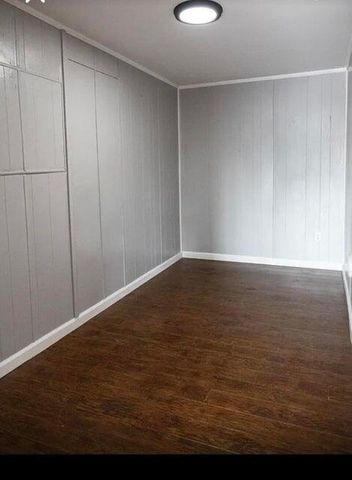 5505 W Tulare Avenue 15, Visalia, CA 93277