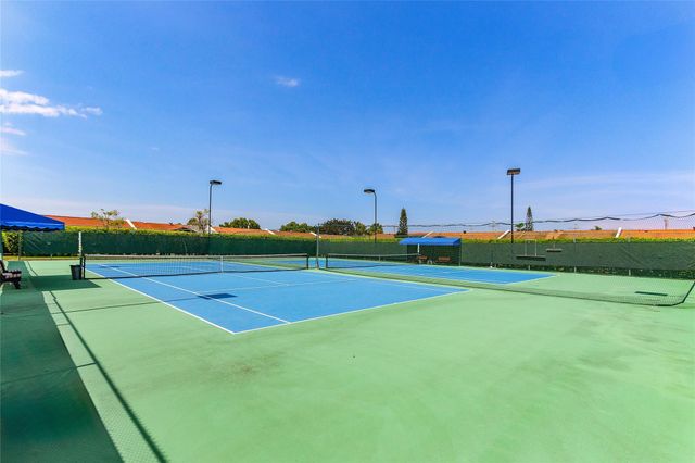 5280 Las Verdes Cir 202, Delray Beach, FL 33484