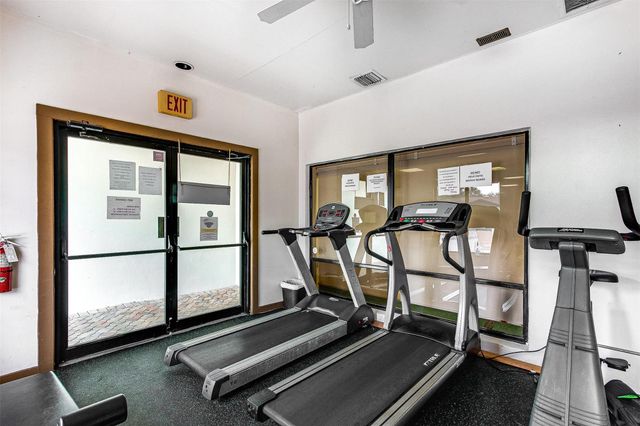 5280 Las Verdes Cir 202, Delray Beach, FL 33484