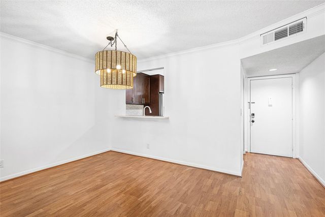 5280 Las Verdes Cir 202, Delray Beach, FL 33484