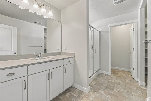 611 S LOCUST DR, Saratoga Springs, UT 84045
