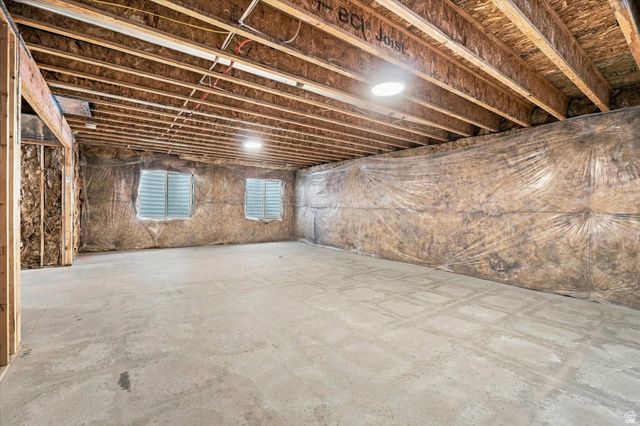 611 S LOCUST DR, Saratoga Springs, UT 84045