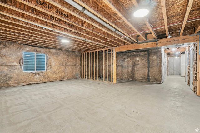 611 S LOCUST DR, Saratoga Springs, UT 84045