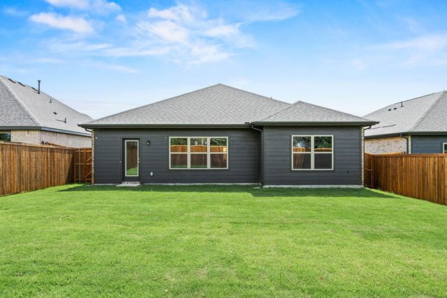 3300 Goshawk Drive, Denton, TX 76208