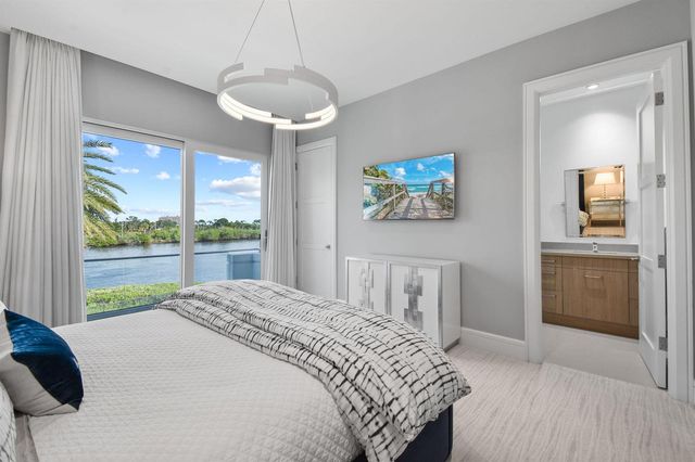14630 Watermark Way, Palm Beach Gardens, FL 33410