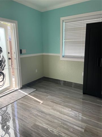 240 NE 27th St 1, Pompano Beach, FL 33064