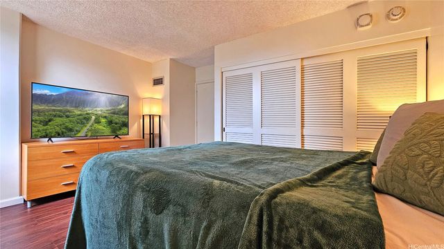 2215 Aloha Drive DH405, Honolulu, HI 96815