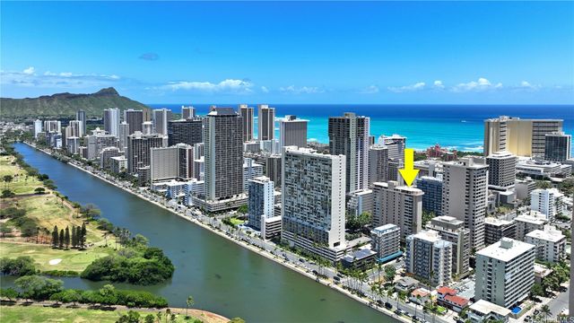 2215 Aloha Drive DH405, Honolulu, HI 96815