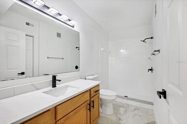 1155 VILLAGIO CIRCLE 205, Sarasota, FL 34237