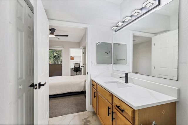 1155 VILLAGIO CIRCLE 205, Sarasota, FL 34237