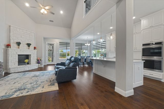 1733 Stepping Stone Trail, Argyle, TX 76226