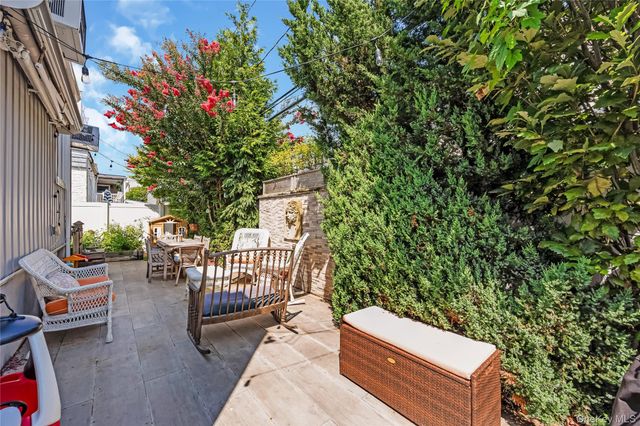 24 Harmon Street, Long Beach, NY 11561