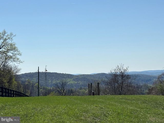 22540 BLUE RIDGE MOUNTAIN RD, Paris, VA 20130