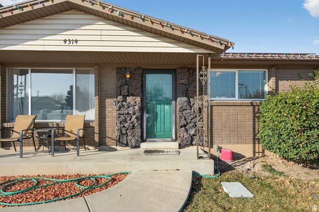 4314 S MIGNON DR, West Valley City, UT 84120
