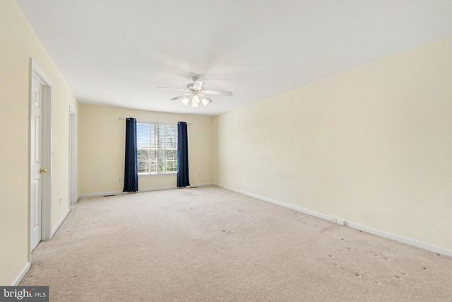 1928 LIMESTONE DR, Hummelstown, PA 17036