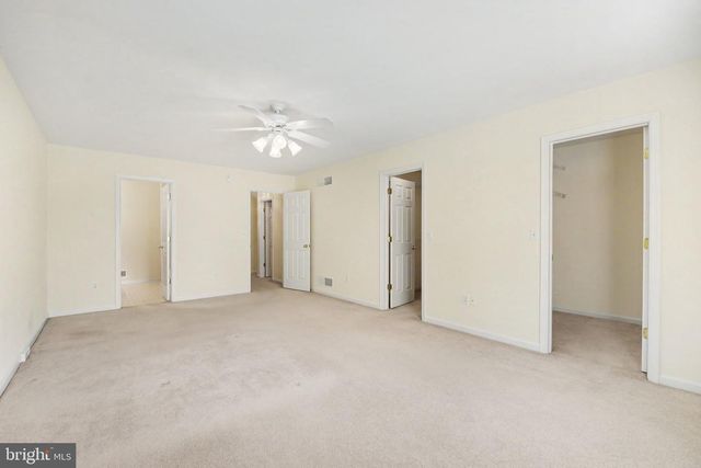 1928 LIMESTONE DR, Hummelstown, PA 17036