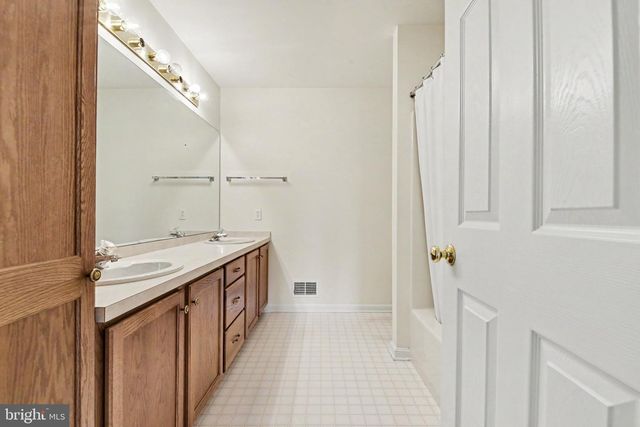 1928 LIMESTONE DR, Hummelstown, PA 17036