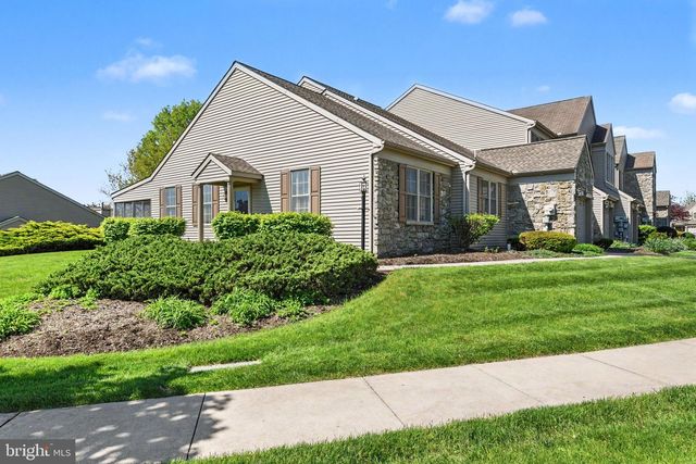 1928 LIMESTONE DR, Hummelstown, PA 17036