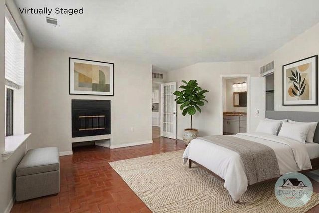 297 W Clay Avenue 411, Muskegon, MI 49440