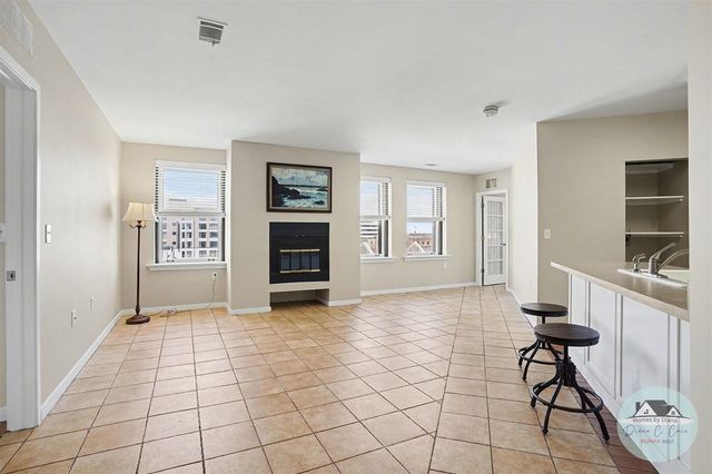 297 W Clay Avenue 411, Muskegon, MI 49440