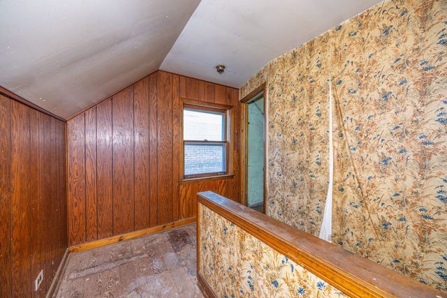 14201 S State Street, Riverdale, IL 60827