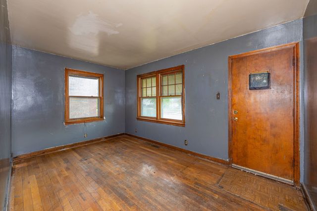 14201 S State Street, Riverdale, IL 60827