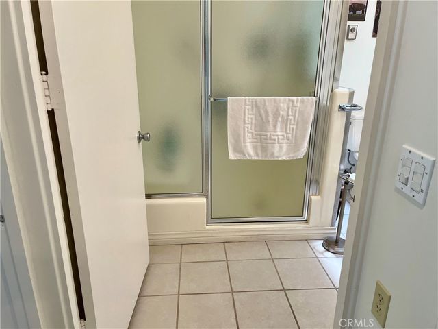 1571 Golden Rain Rd., M5-118I, Seal Beach, CA 90740