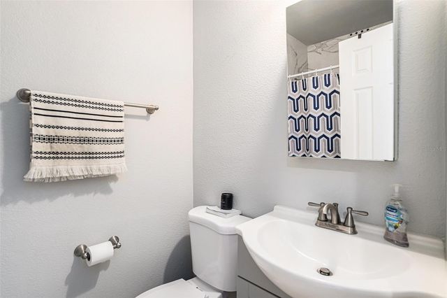 6504 N 21ST STREET, Tampa, FL 33610