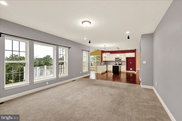 181 SCOTLAND DR, Reading, PA 19606